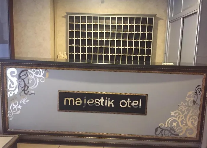 Majestik فندق أضنه