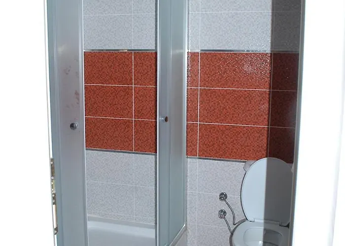 فندق Majestik أضنه